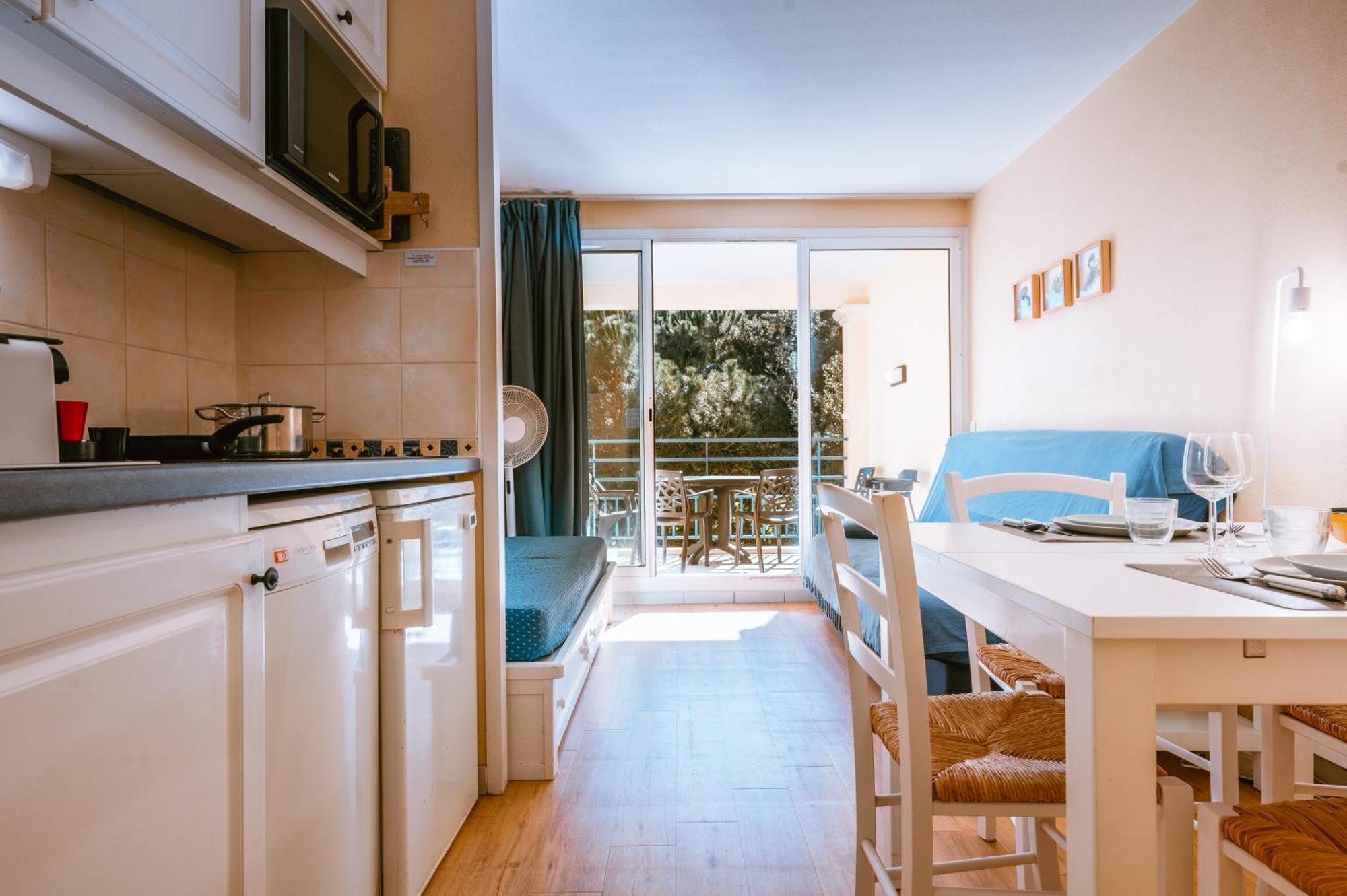 Le Studio De Giens Hyères Екстериор снимка