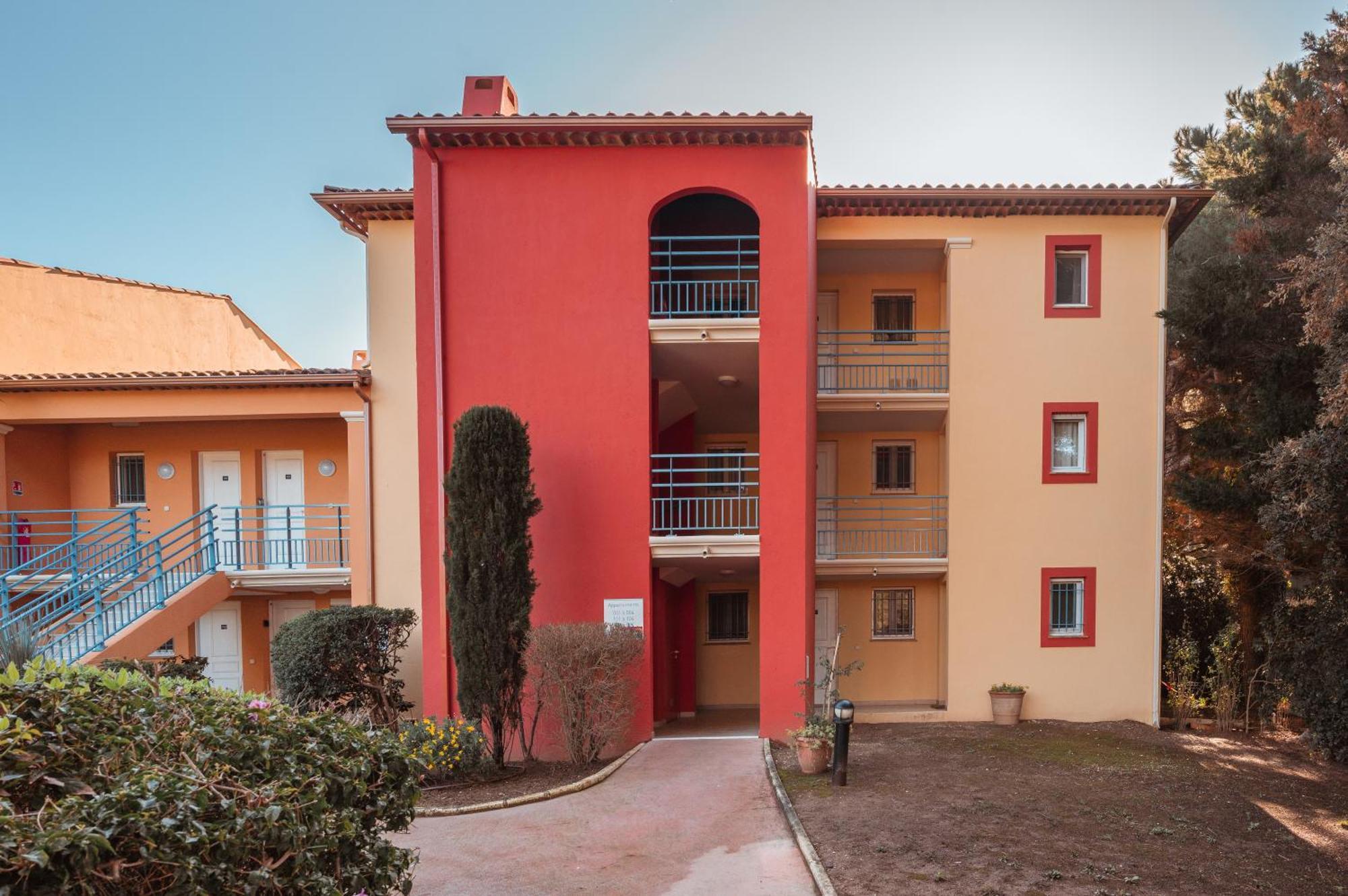 Le Studio De Giens Hyères Екстериор снимка