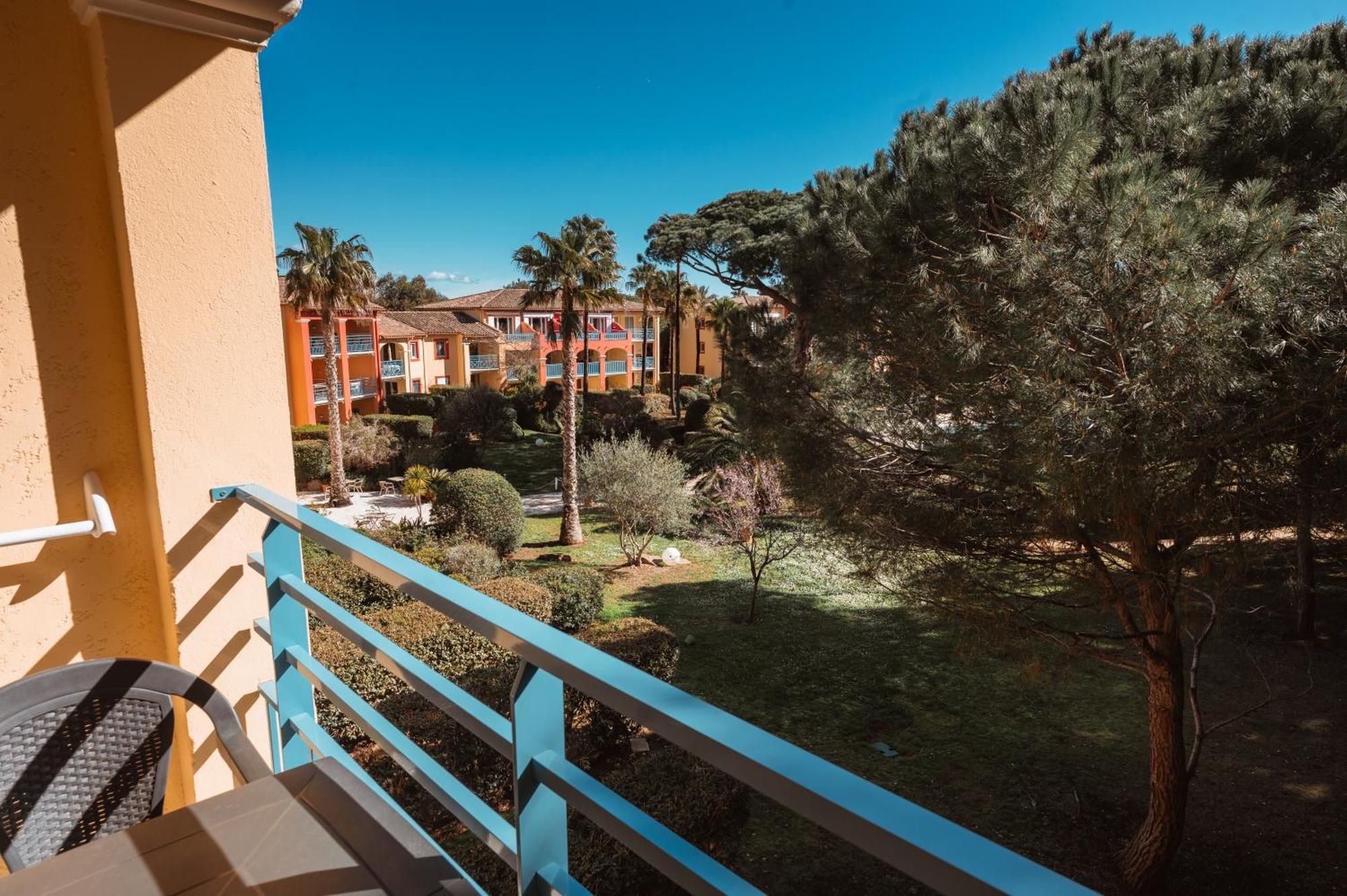 Le Studio De Giens Hyères Екстериор снимка