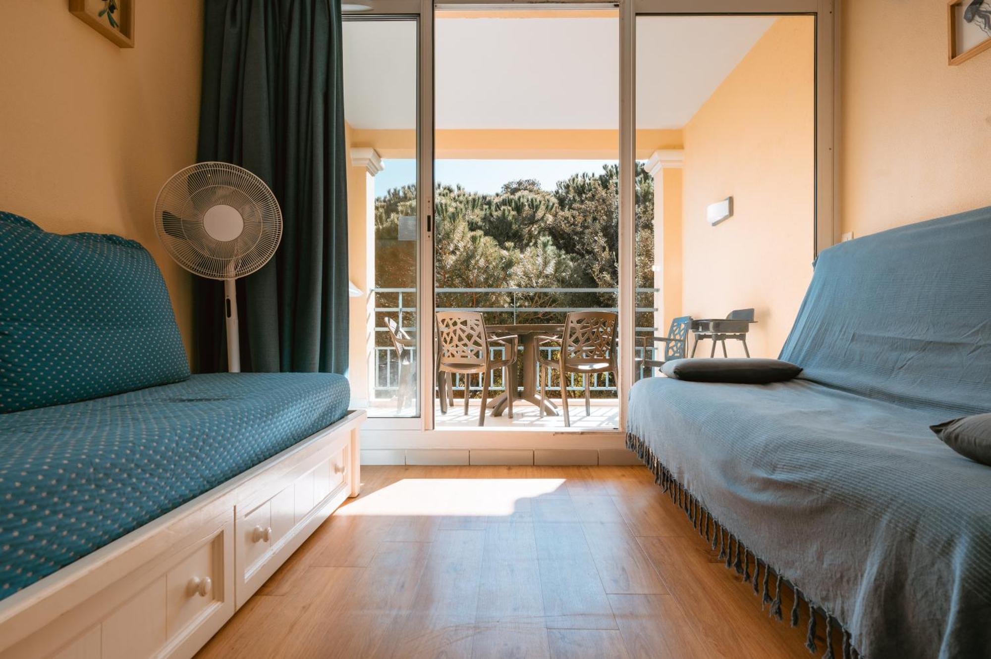 Le Studio De Giens Hyères Екстериор снимка