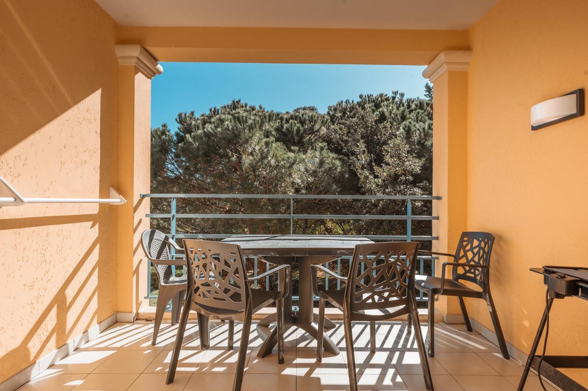 Le Studio De Giens Hyères Екстериор снимка